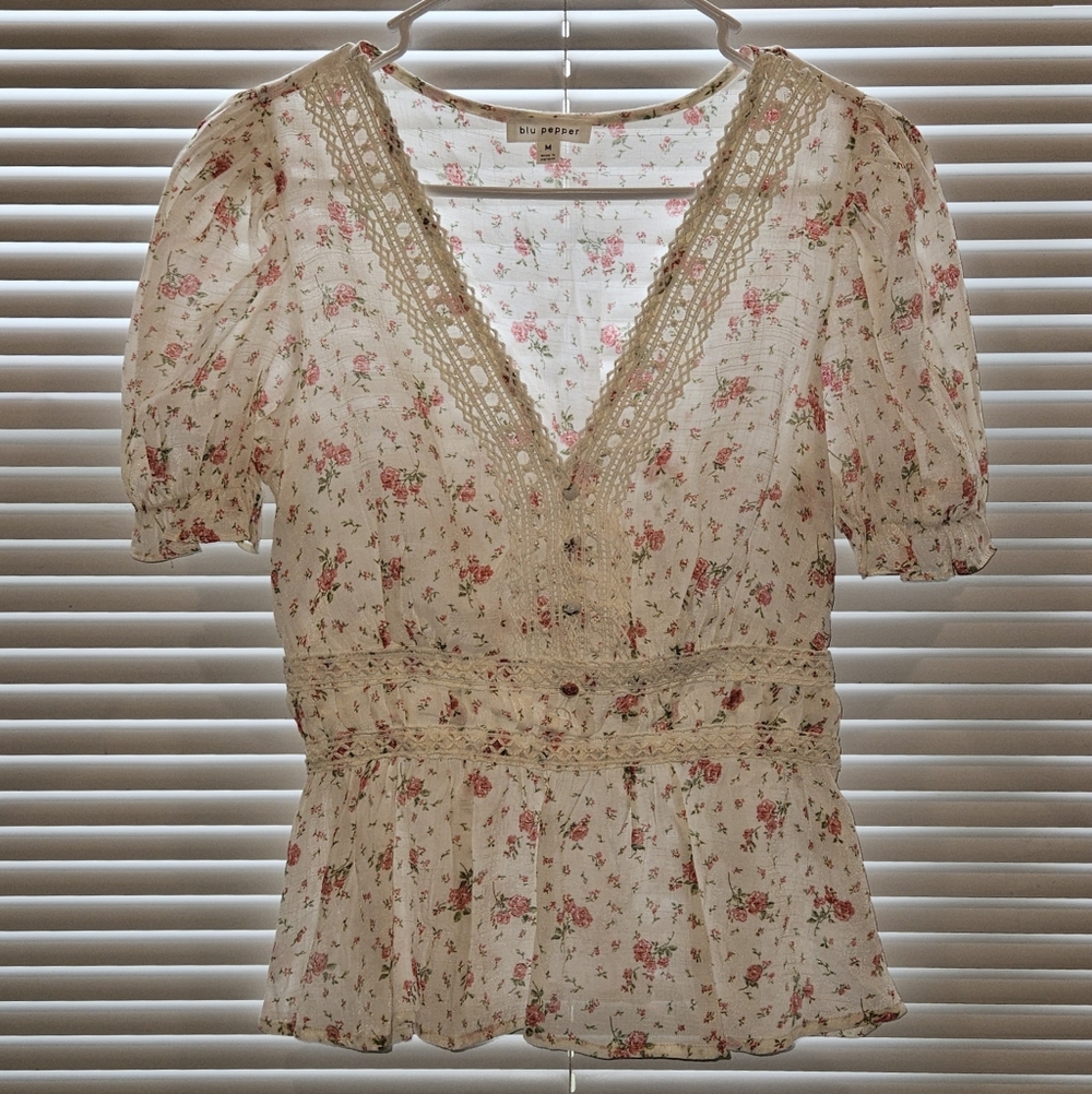 Blu Pepper Cream Floral Lace-Trim Peplum Blouse